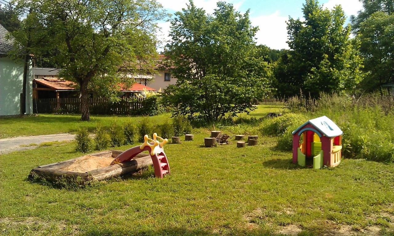 Penzion Slunecno Dobšín Extérieur photo